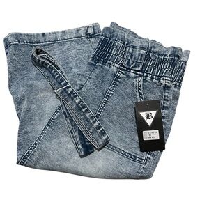 Women’s Blue Jean skirt with Belt